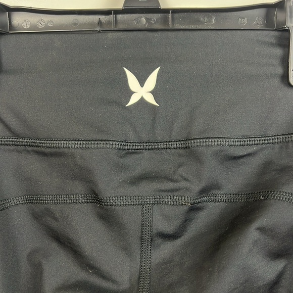 Kari traa leggings size M black and white stripes *sample* - Picture 5 of 8